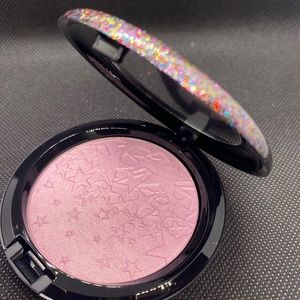 M.A.C Cosmetics Highlighter/Blush “Shooting Stars”